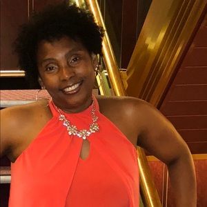 Meet your Posher, Robin